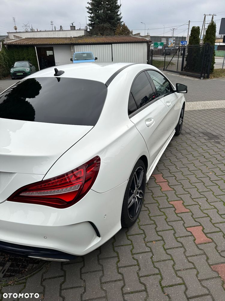 Mercedes-Benz CLA 200 7G-DCT - 6