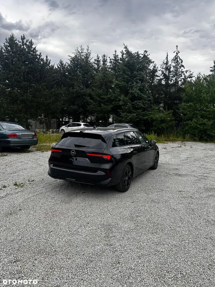 Opel Astra Sports Tourer Plug-In-Hybrid Business Edition - 7