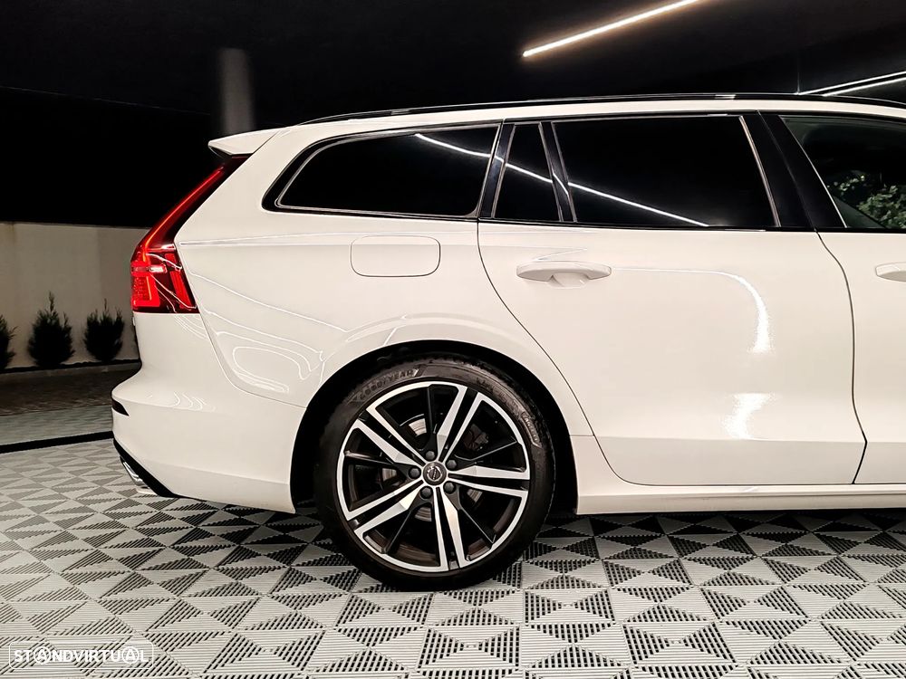 Volvo V60 2.0 D3 R-Design Geartronic - 16