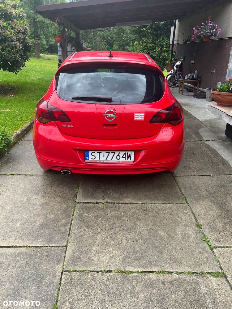Opel Astra 1.4 Turbo - 2