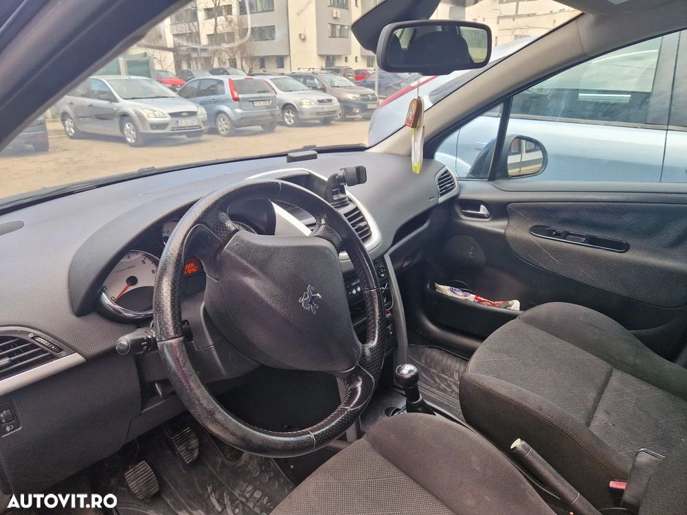 Peugeot 207 1.6E Sport - 2