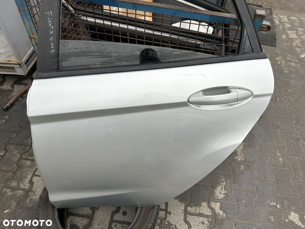 Ford fiesta Mk7 lift drzwi lewy tył 6C lewe tylne - 3