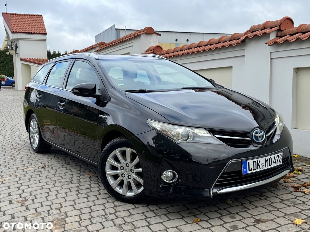 Toyota Auris 1.8 HSD Luna - 40