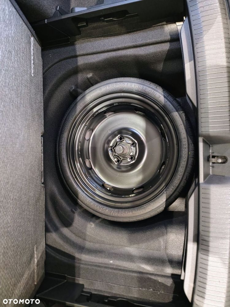 Volkswagen Golf - 11