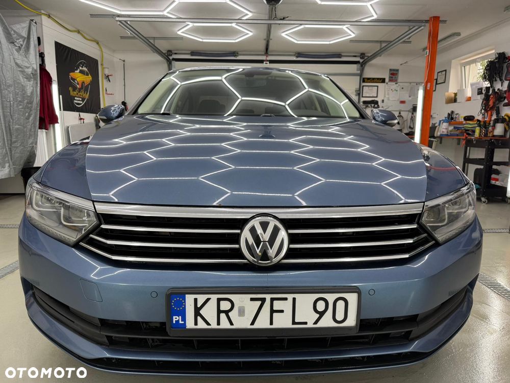 Volkswagen Passat 2.0 TDI BMT Comfortline - 12