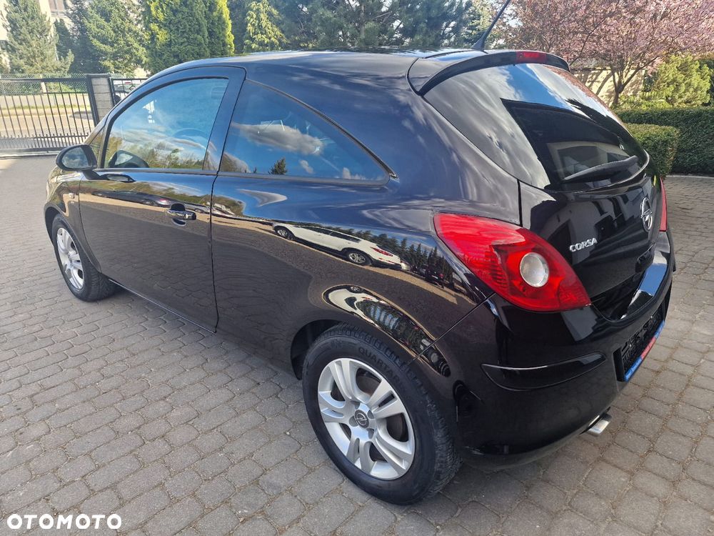 Opel Corsa 1.2 16V Enjoy - 3