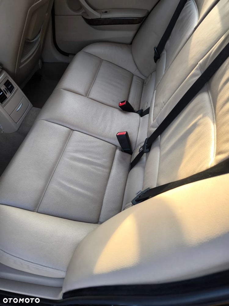 BMW Seria 3 330xi - 35
