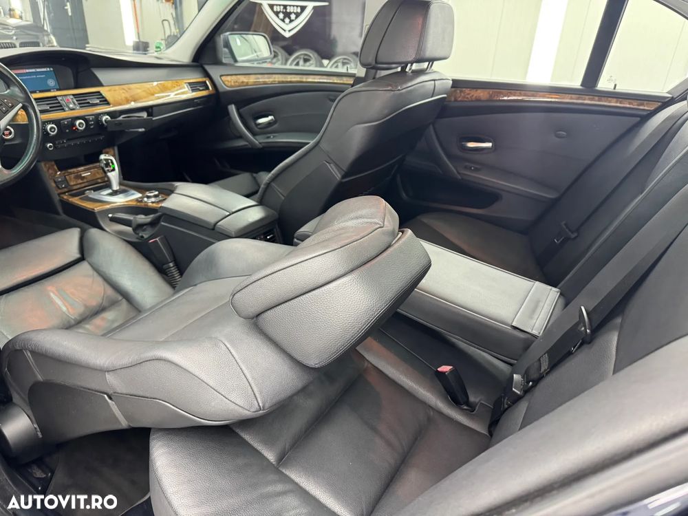 BMW Seria 5 520d Aut. Edition Exclusive - 16
