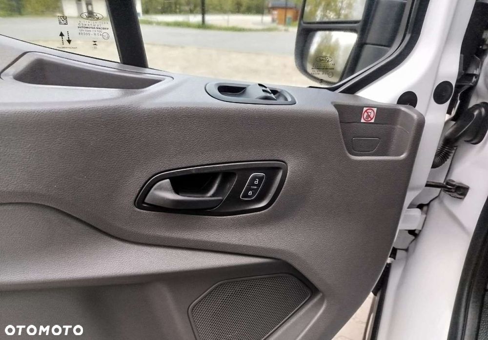 Ford Transit - 15