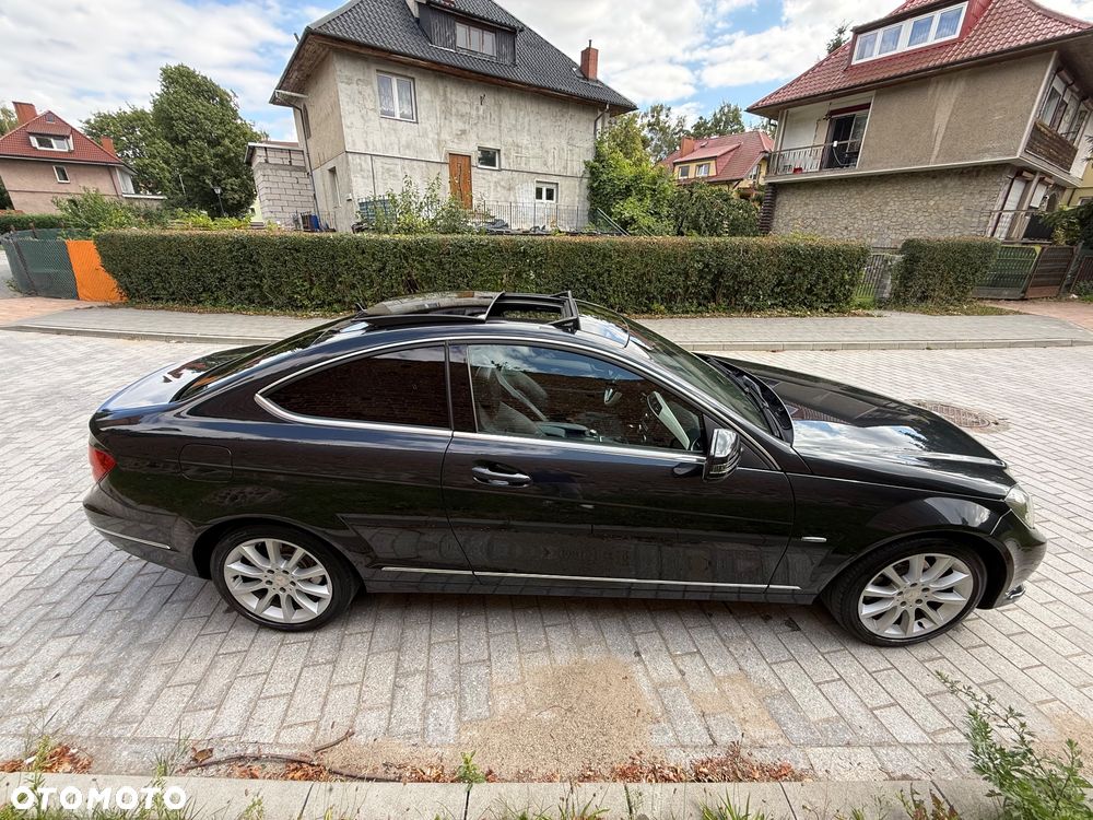 Mercedes-Benz Klasa C 250 (BlueEFFICIENCY) 7G-TRONIC - 18