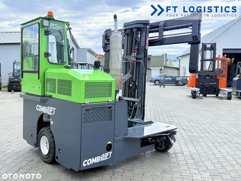 Combilift WÓZEK CZTEROKIERUNKOWY - WIELOKIERUNKOWY - SPRZEDAŻ - WYNAJEM | COMBILIFT C3000 | DIESEL | TRIPLEX 5952MM | SZEROKI POZYCJONER WIDEŁ 2700MM | WOLNY SKOK | STAN IDEALNY | Szeroka oferta wózków czterokierunkowych i bocznych, dopasowanych do różnorodnych potrzeb i zastosowań - 27