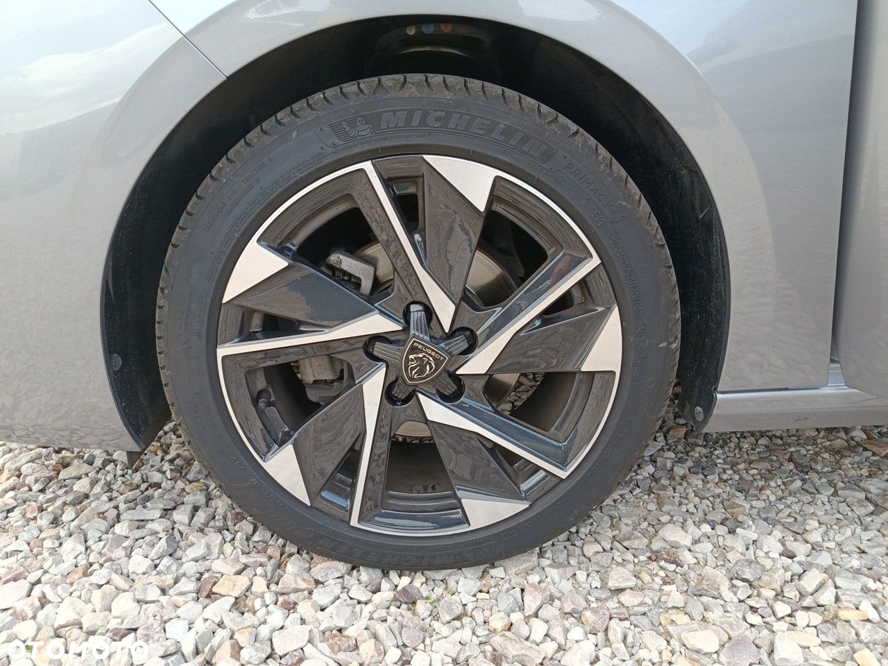 Peugeot 308 1.2 PureTech Allure S&S EAT8 - 11