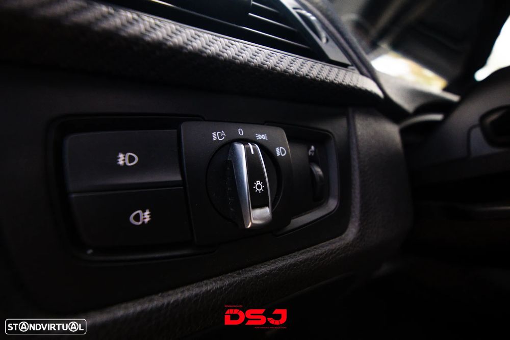 BMW 328 i Auto Pack M - 13