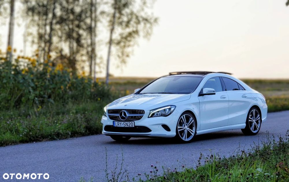Mercedes-Benz CLA 250 7G-DCT UrbanStyle Edition - 1