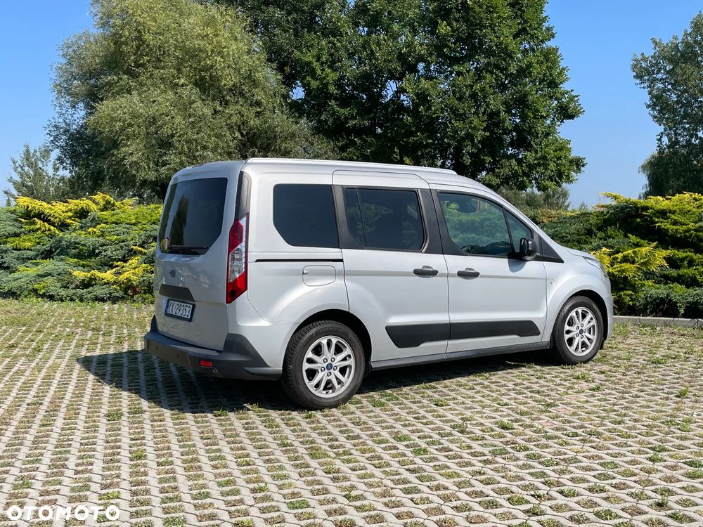 Ford Tourneo Connect - 9