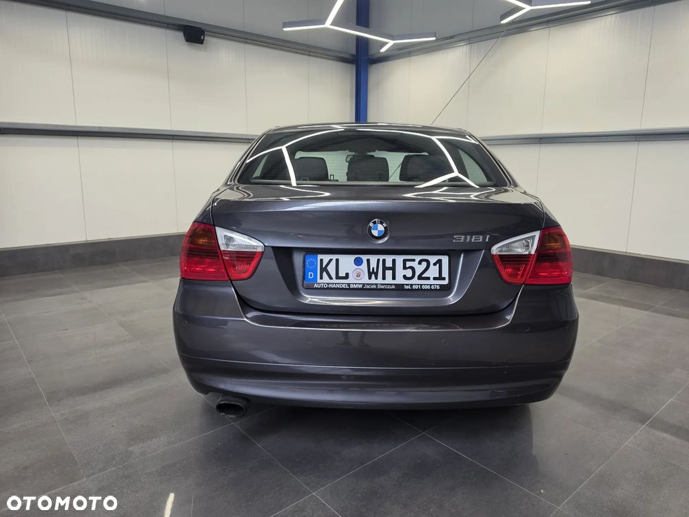 BMW Seria 3 318i Edition Lifestyle - 10