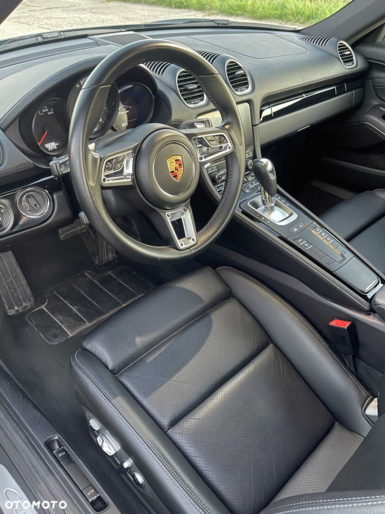 Porsche 718 Cayman - 4