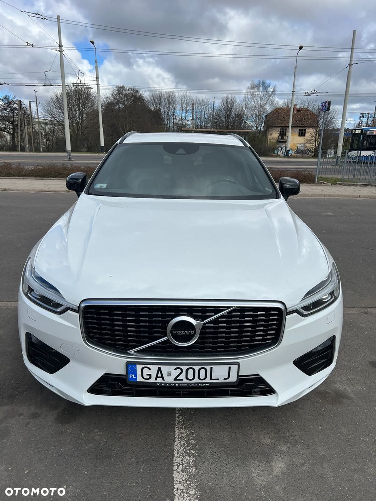 Volvo XC 60 T5 AWD R-Design - 2