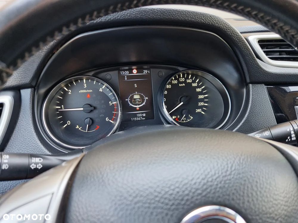 Nissan Qashqai 1.6 DCi Tekna EU6 - 27