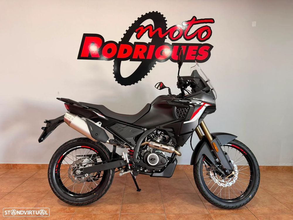 QJ Motor SRT 125DX - OFERTA DE EQUIPAMENTO (NOVIDADE) - 10