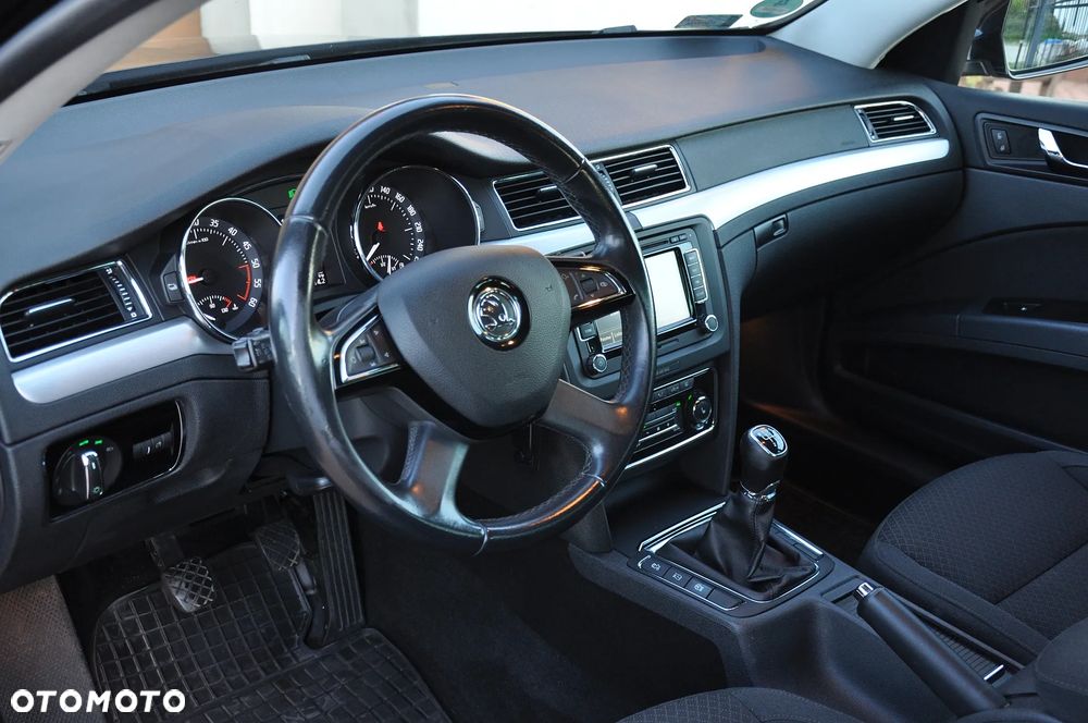 Skoda Superb 2.0 TDI Elegance - 7