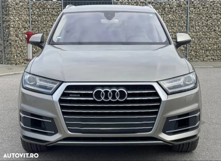 Audi Q7 3.0 TFSI Quattro Tiptronic - 2