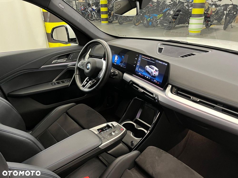 BMW X1 xDrive23d mHEV M Sport - 37