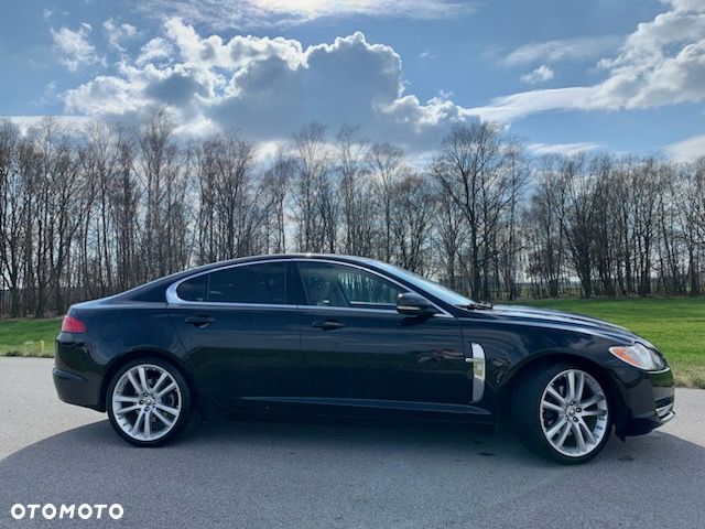 Jaguar XF 3.0 V6 D Premium Luxury - 4
