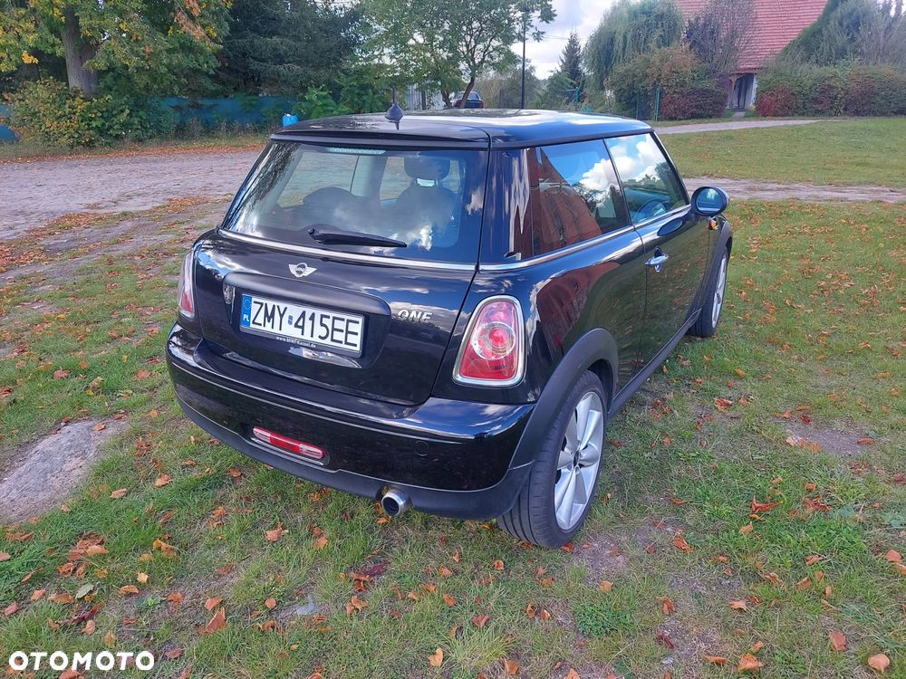 MINI ONE Minimalism - 5