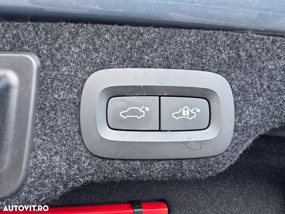 Volvo S90 D5 AWD Inscription - 27