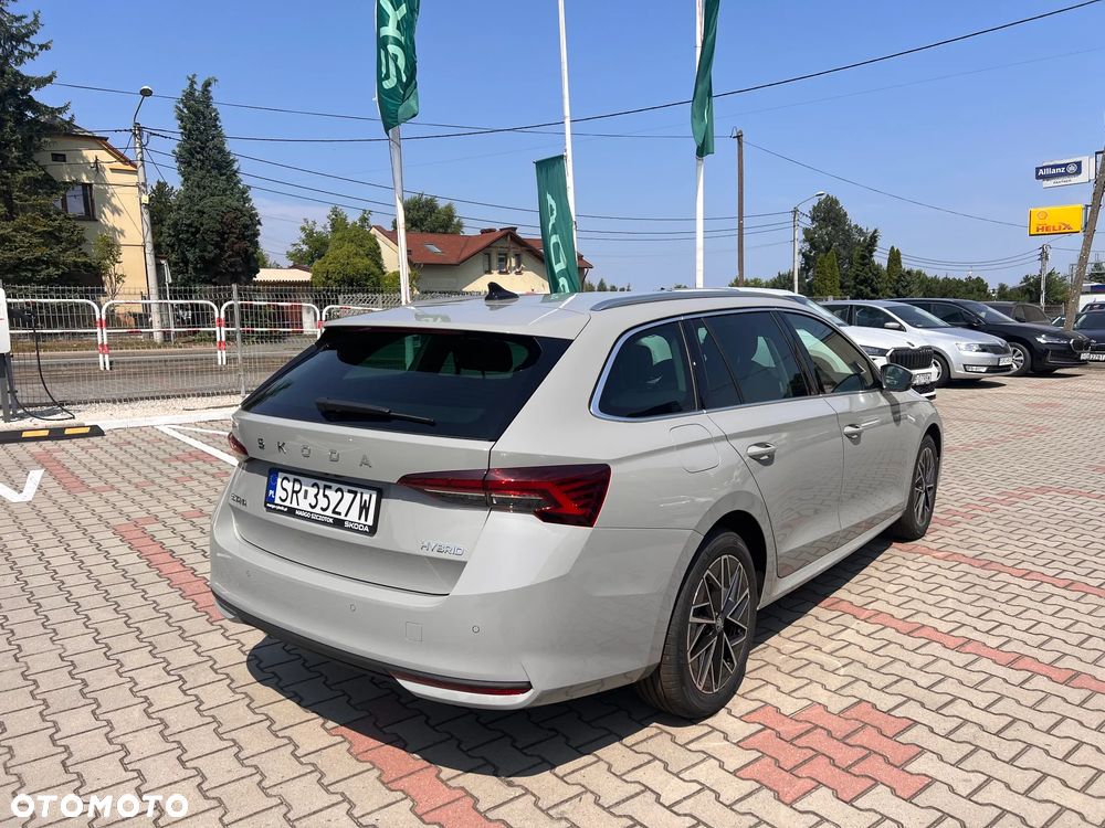 Skoda Octavia 1.5 TSI mHEV Drive Selection DSG - 5