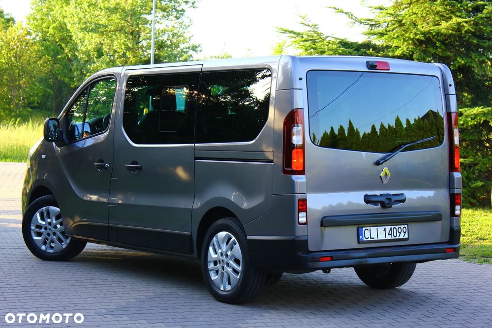 Renault Trafic 2.0 dCi - 8