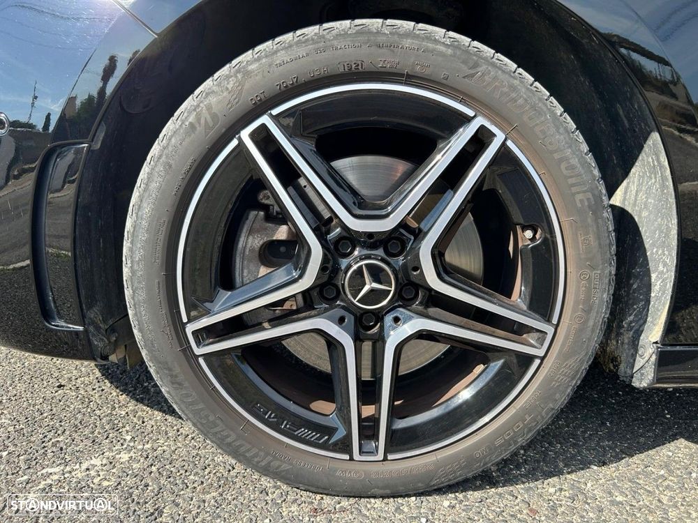Mercedes-Benz B 250 e AMG Line - 29