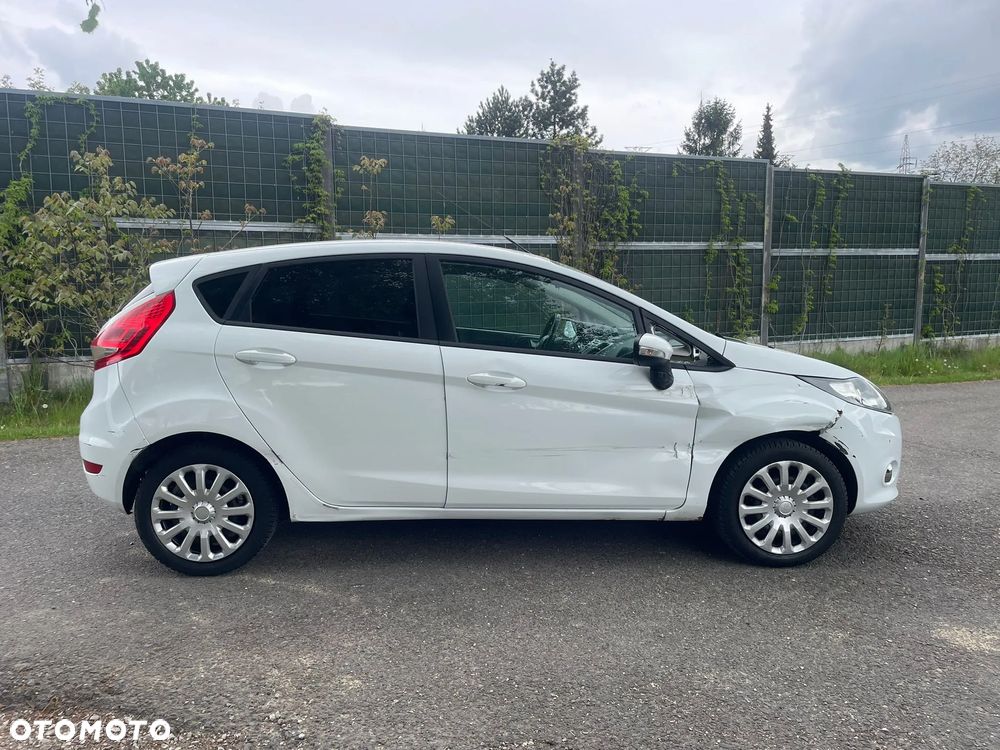 Ford Fiesta - 5