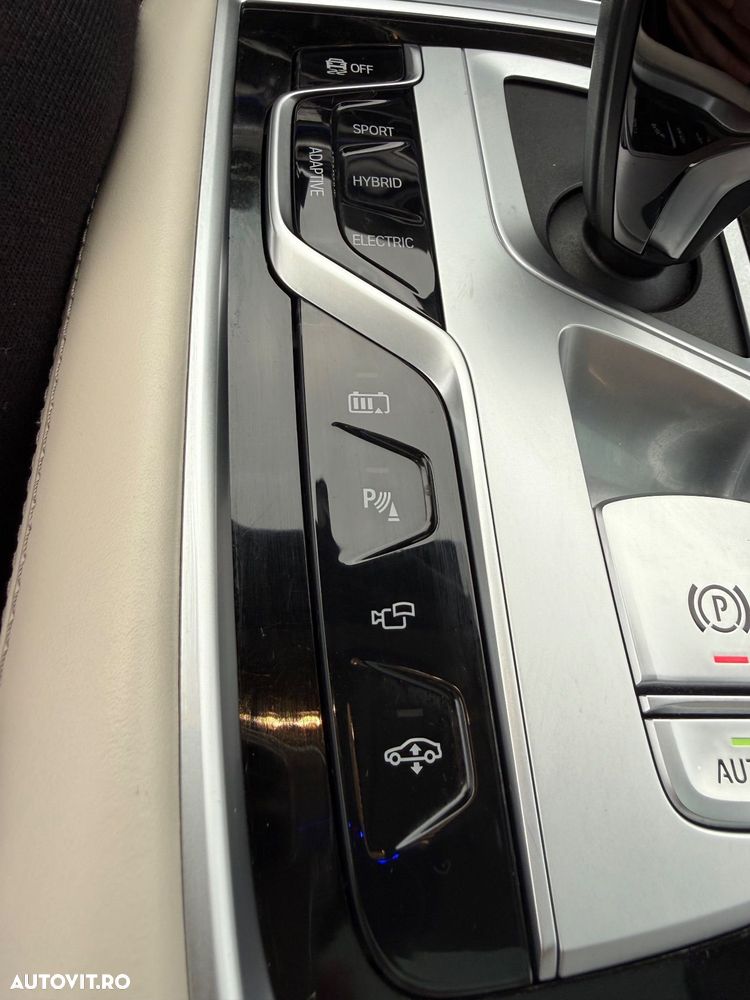 BMW Seria 7 745e AT PHEV - 12