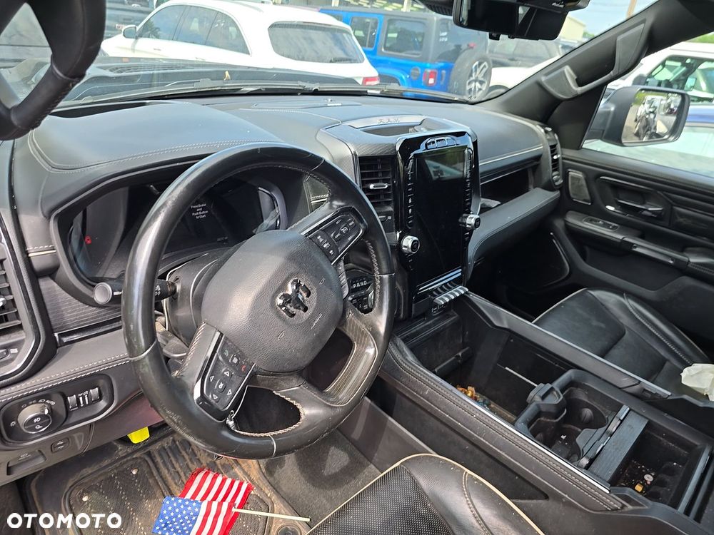 RAM 1500 5.7 Crew Cab Limited - 8