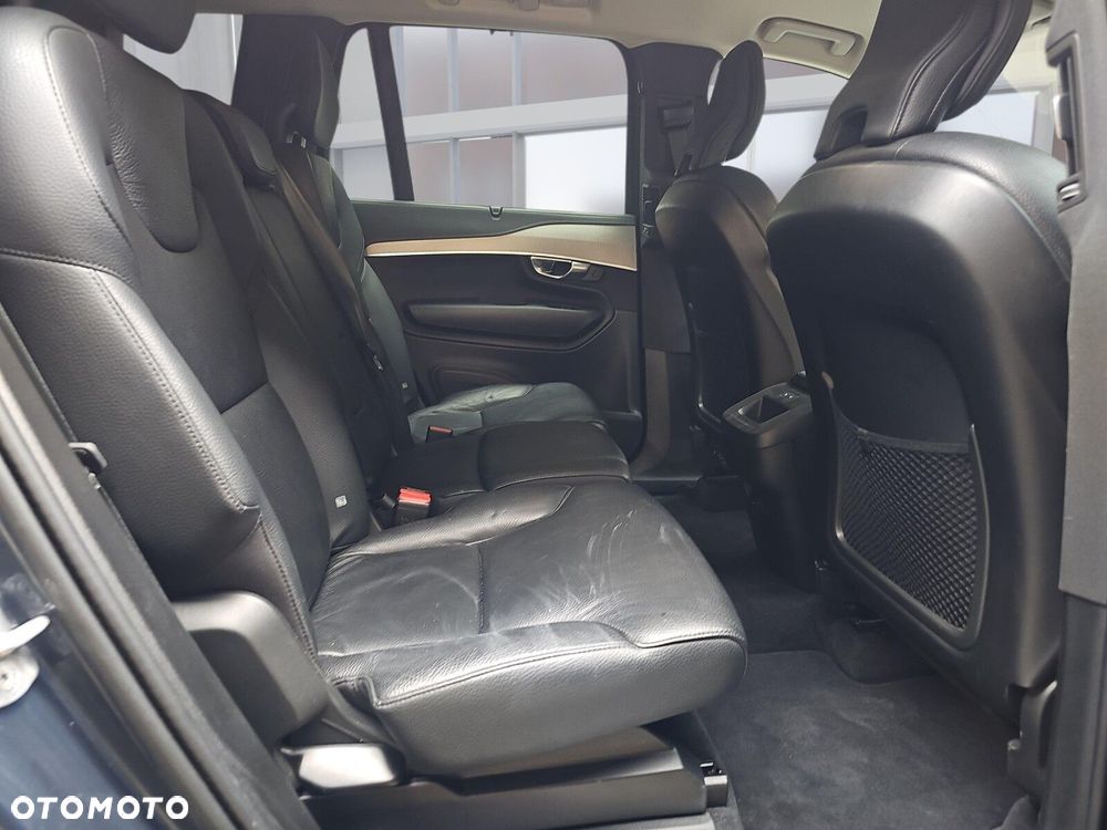 Volvo XC 90 - 12