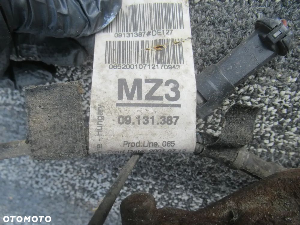 ZWROTNICA MCPERSON PRZEDNIA PRZÓD PRAWA LEWA OPEL ASTRA G II 2 2.2 16V BENZYNA 5x100 24443540 24443539 - 25