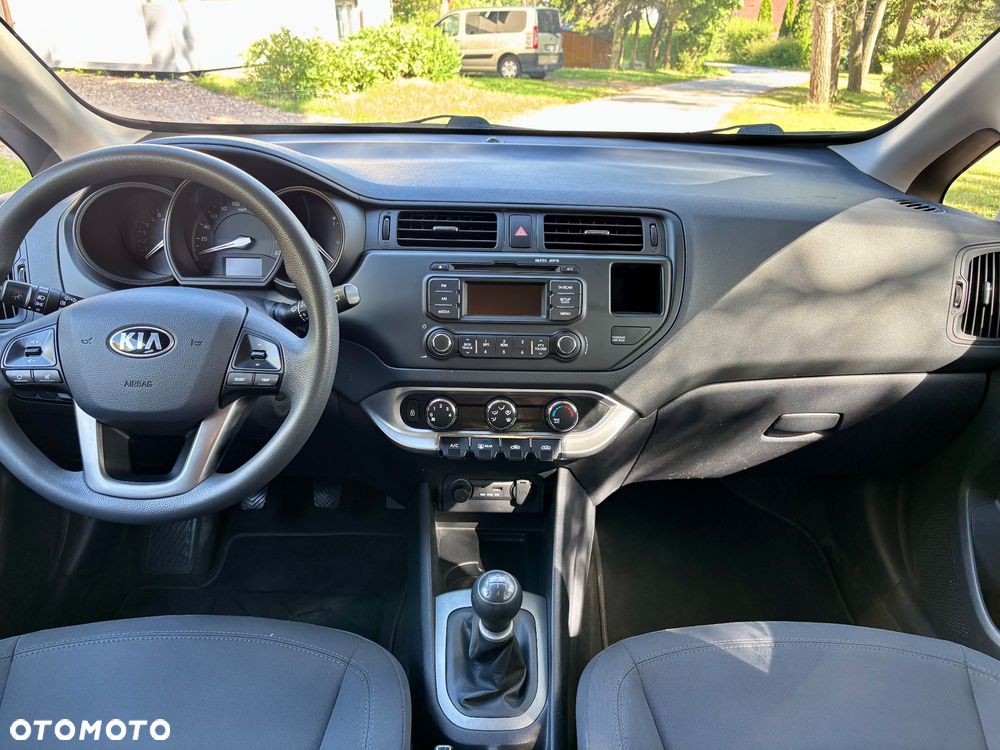 Kia Rio 1.2 Dream-Team Edition - 32