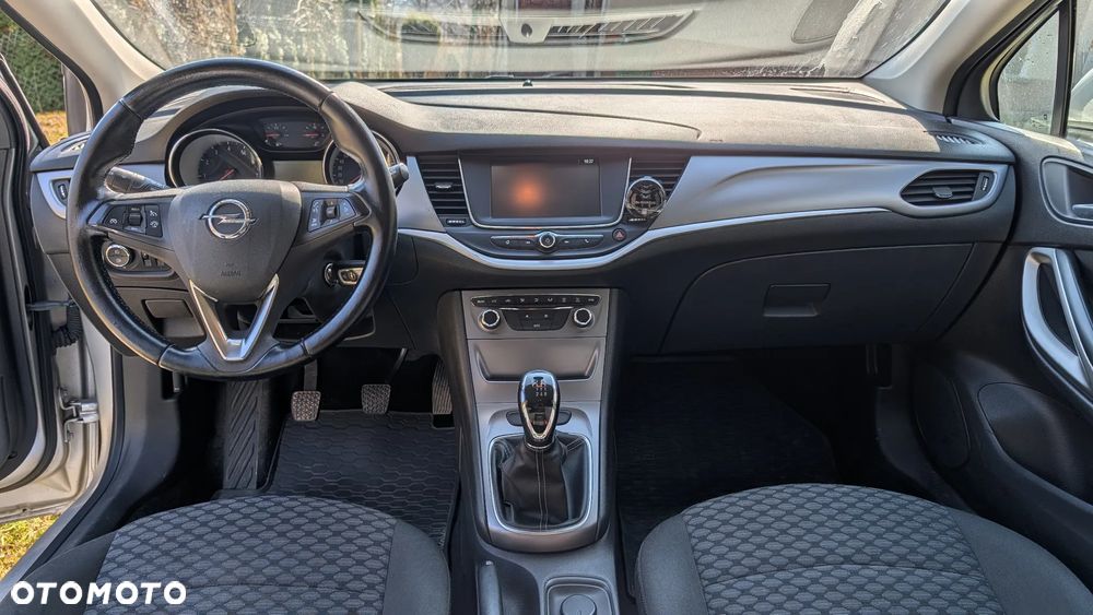 Opel Astra 1.4 T Enjoy - 11