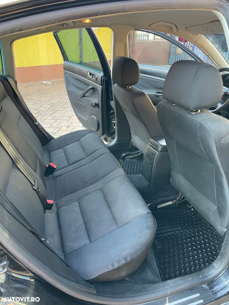 Volkswagen Passat Variant 1.6 Basis - 10