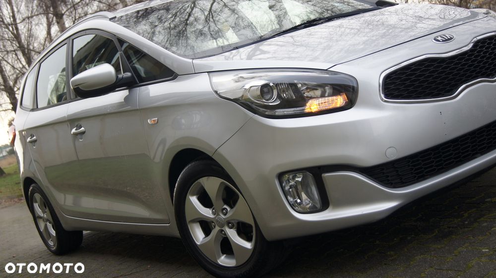 Kia Carens 1.6 GDI M - 14