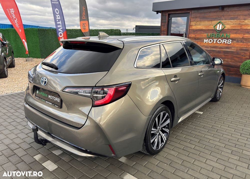 Toyota Corolla 1.8 Hybrid Touring Sports Business Edition - 2