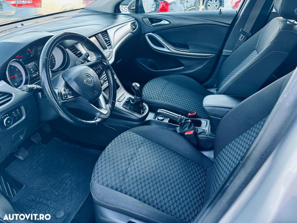 Opel Astra 1.2L Turbo Start/Stop Edition - 15