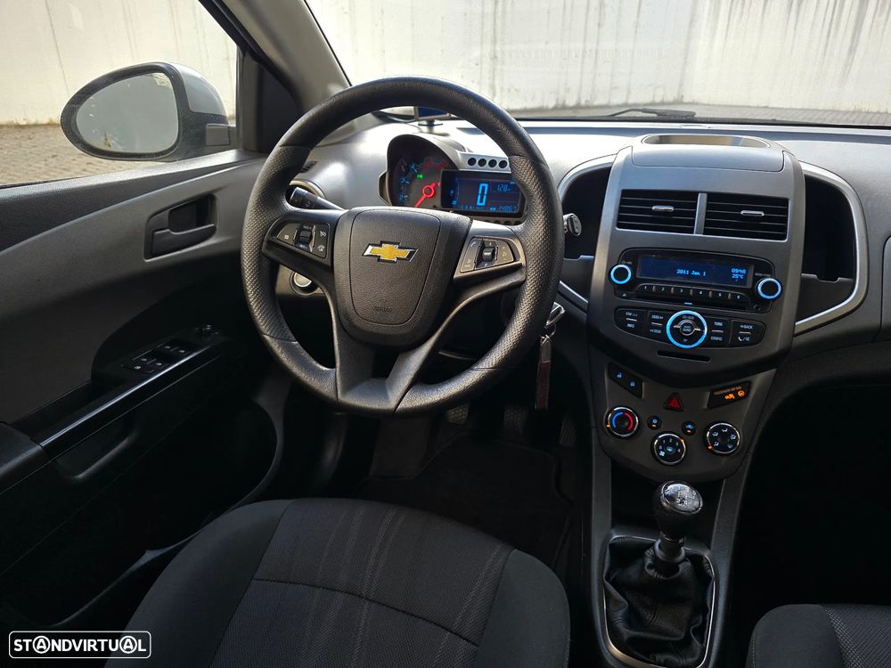 Chevrolet Aveo 1.3 VCDi LTZ - 34