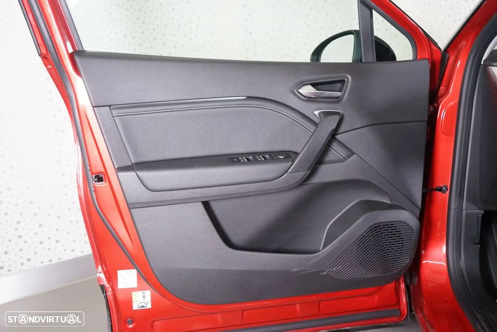 Renault Captur — fotografia 16