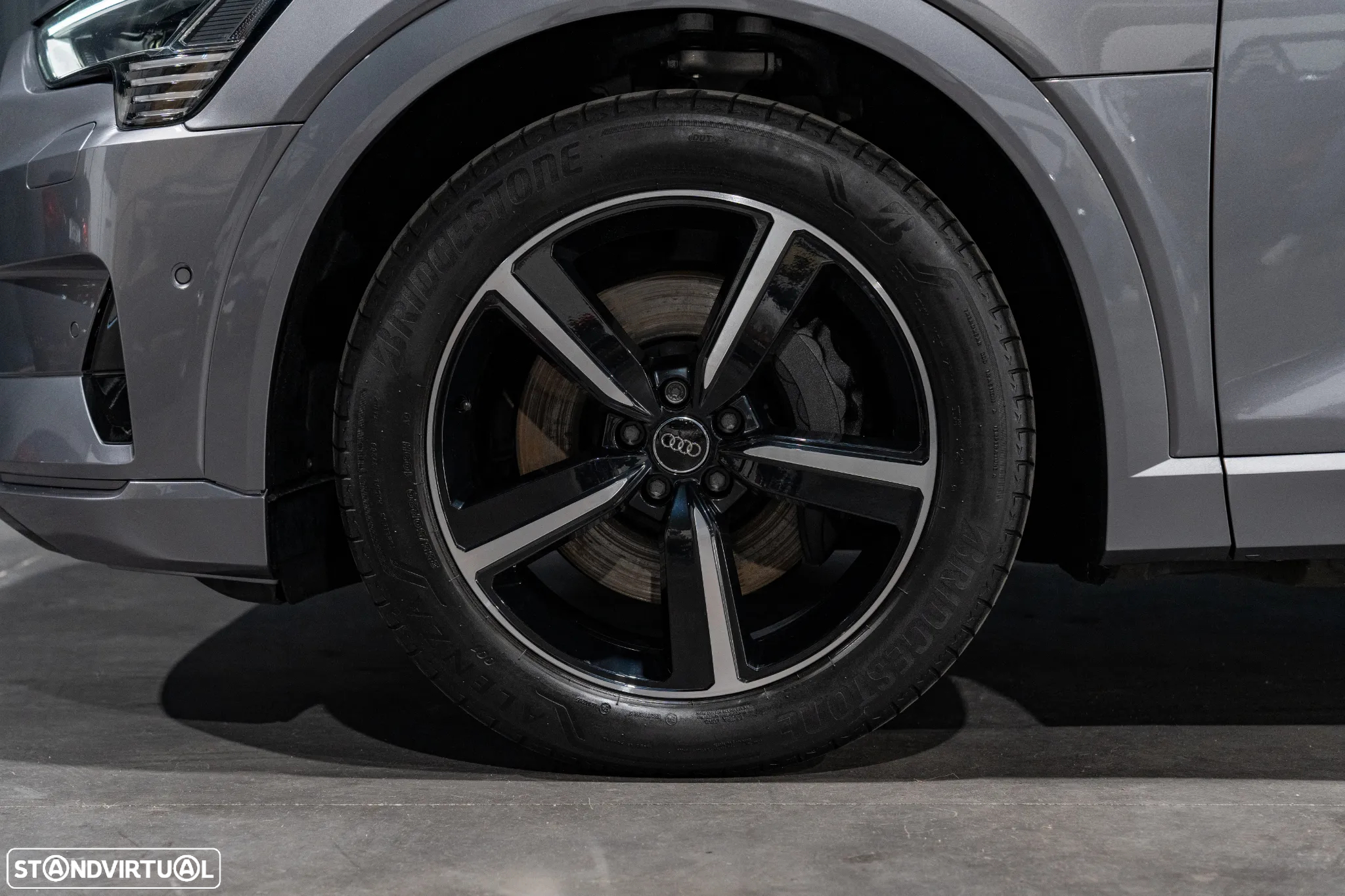 Audi e-tron 50 quattro S line - 32