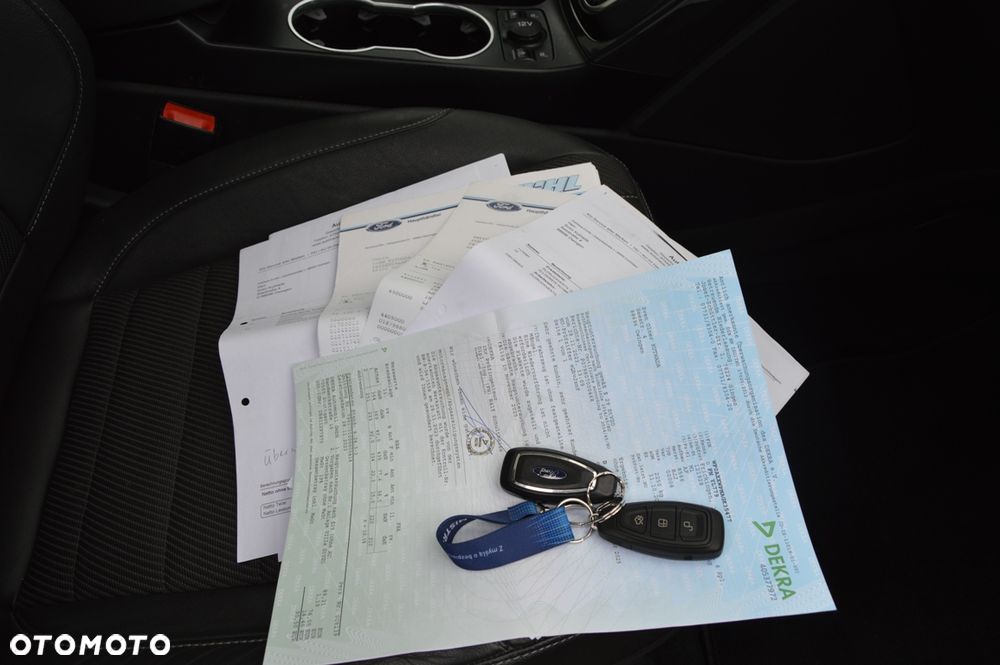 Ford Kuga ver-2-0-tdci-2x4-titanium - 21