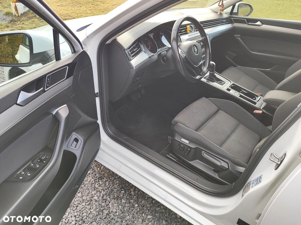 Volkswagen Passat 2.0 TDI BMT Comfortline DSG7 - 25