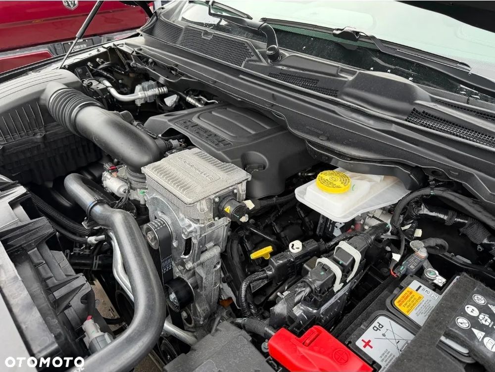 Dodge RAM 5.7 4x4 - 11